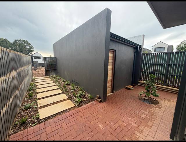 2 BEDROOM SECTIONAL TITLE TO LET IN ELALENI COASTAL FOREST ESTATE